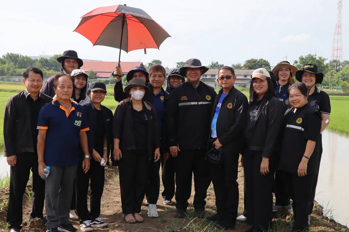 title - ผู้ตรวจราชการ ส.ป.ก. ตรวจเยี่ยม ศูนย์ส่งเสริมและพัฒนาอาชีพเสริมนอกภาคการเกษตร (ศพส.) อำเภอบางไทร จังหวัดพระนครศรีอยุธยา